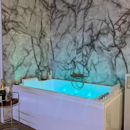 Les Chambres D Excellence Spa 세테 외부 사진